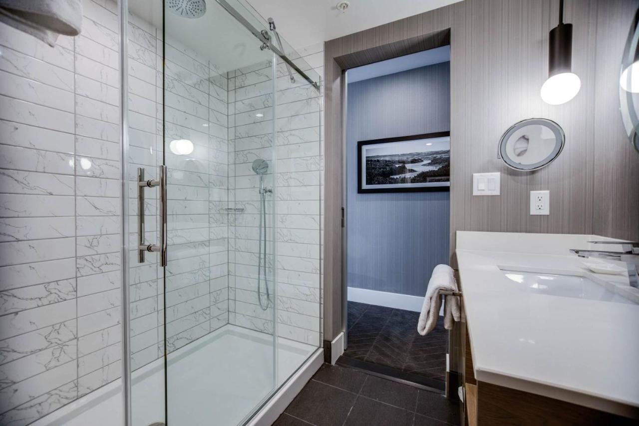 Sandman Signature Saskatoon South Hotel Экстерьер фото