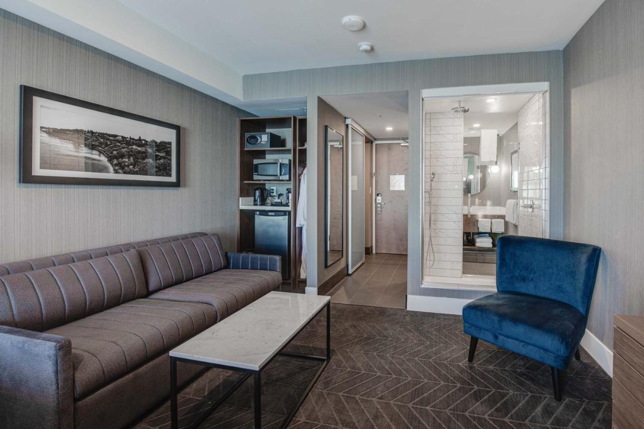 Sandman Signature Saskatoon South Hotel Экстерьер фото